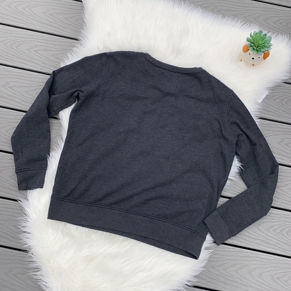 Victoria’s Secret Sport crew neck sweater - Picture 4 of 4